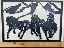 Load image into Gallery viewer, Horse Scene ,14 ga metal , powder coated
