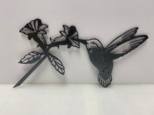 Load image into Gallery viewer, METAL BIRDS  10-11ga metal ,Finished to your choice
