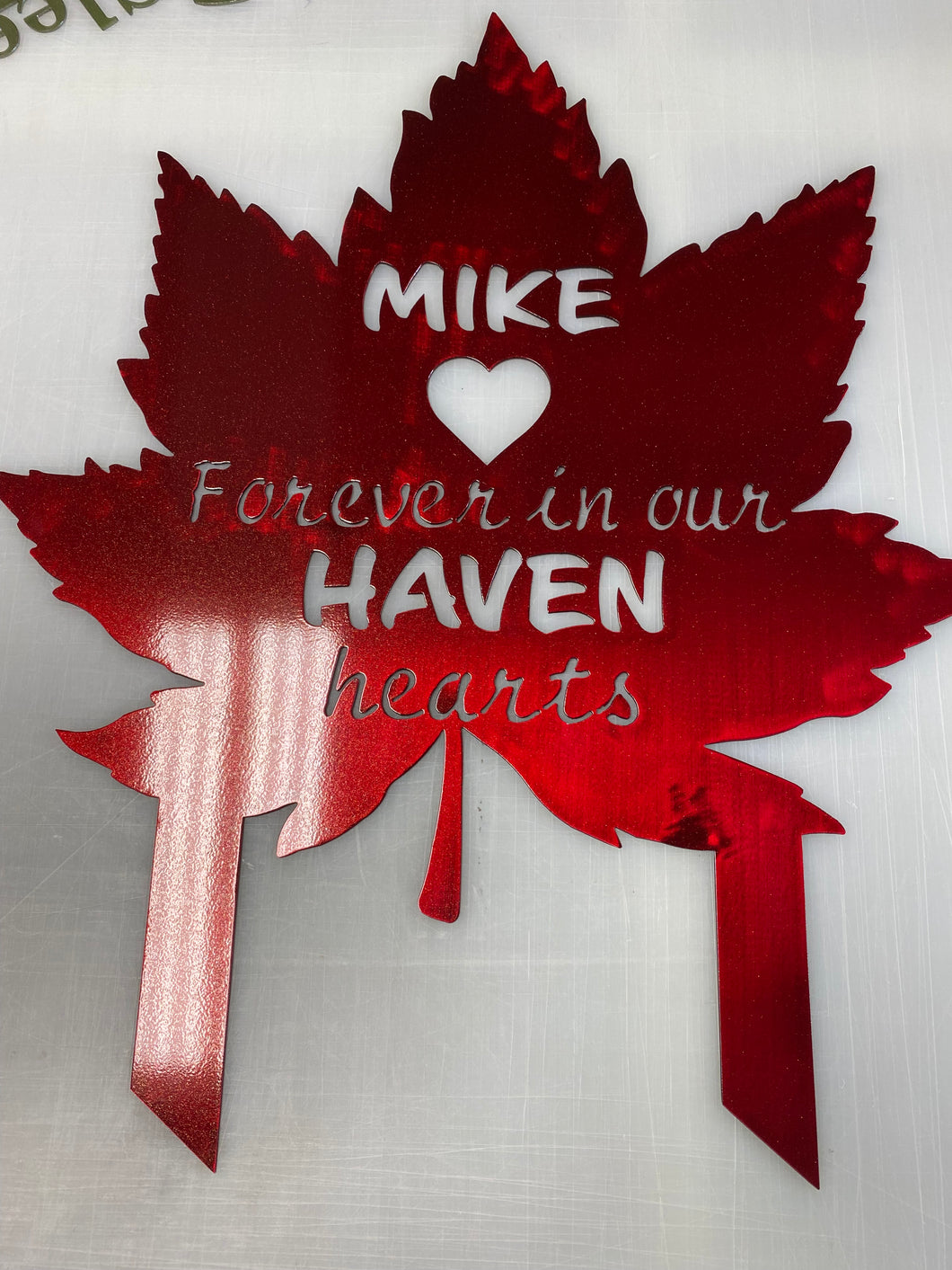 Memorial Maple Leaf , 14 ga metal , powder coated